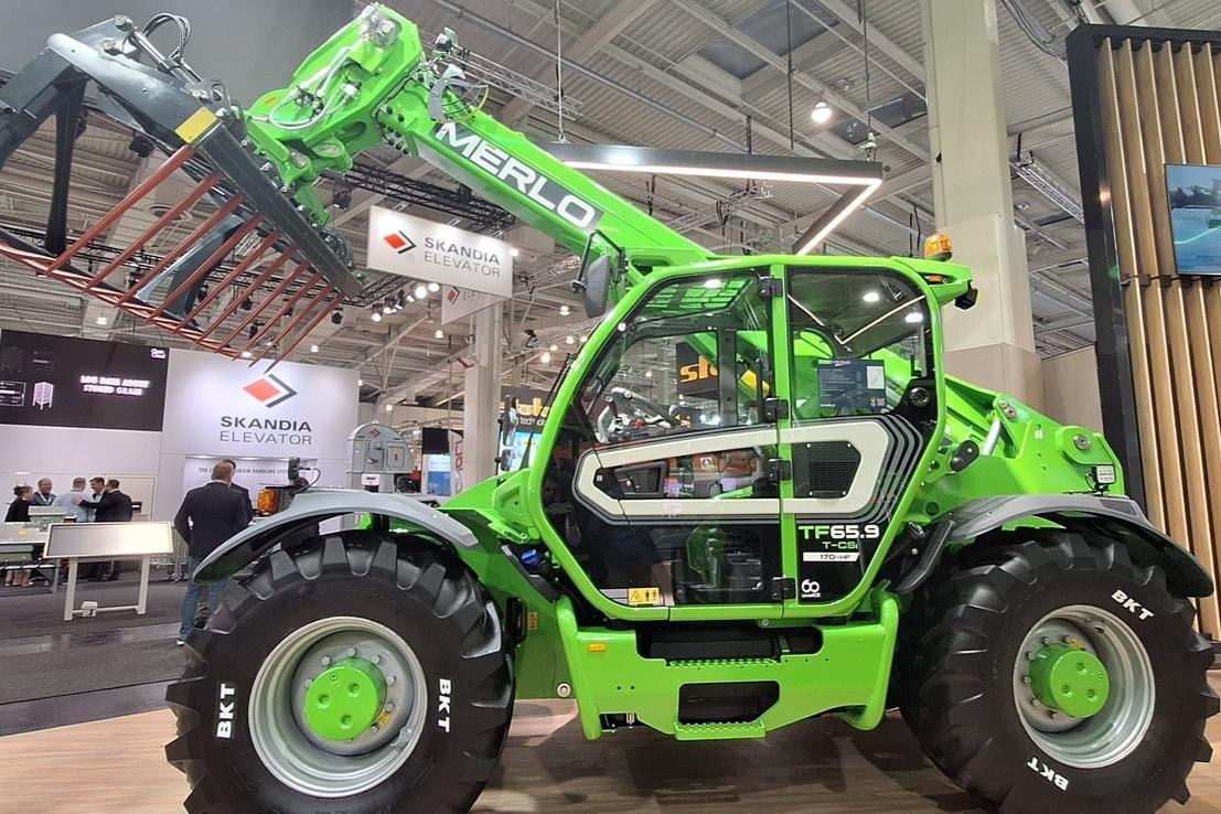 Merlo S p A Machines D exploitation Et Chariots T lescopiques France Merlo S p A Machines D exploitation Et Chariots T lescopiques France